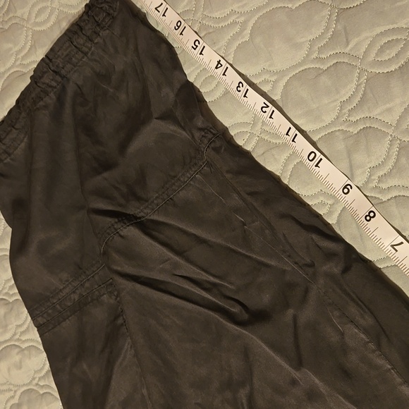 Lane Bryant Dark Gray Cargo Capri Pants Durable Tactical Style - Picture 5 of 5